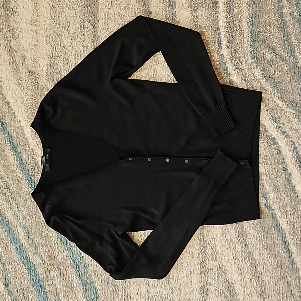 The Limited Woman's V-Neck Long-Sleeve Cardigan. Black. Size: S. GREAT CONDITION